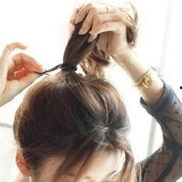 发箍成人编发教程视频,打造时尚发型新潮流