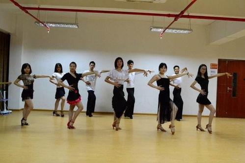 小鼓铃成人舞蹈教学视频,解锁成人舞蹈新境界