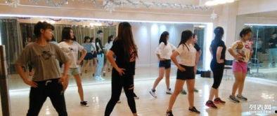 男生成人的舞蹈视频,揭秘男生成人舞蹈的魅力瞬间  第3张